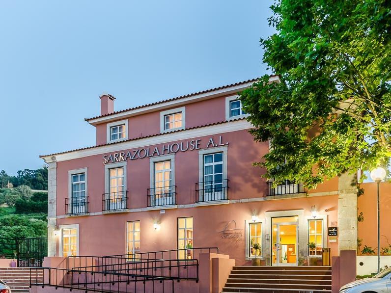 Ngoại cảnh khách sạn