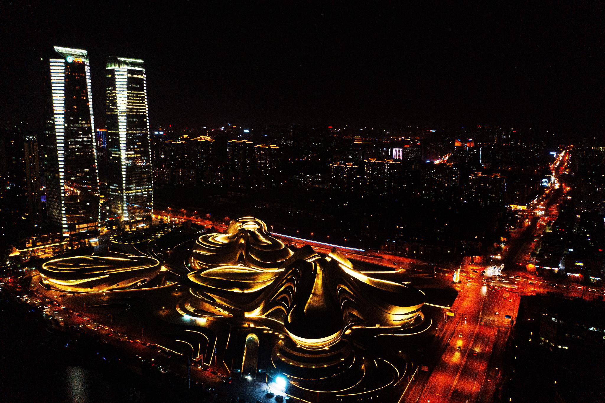 Khu vực xung quanh