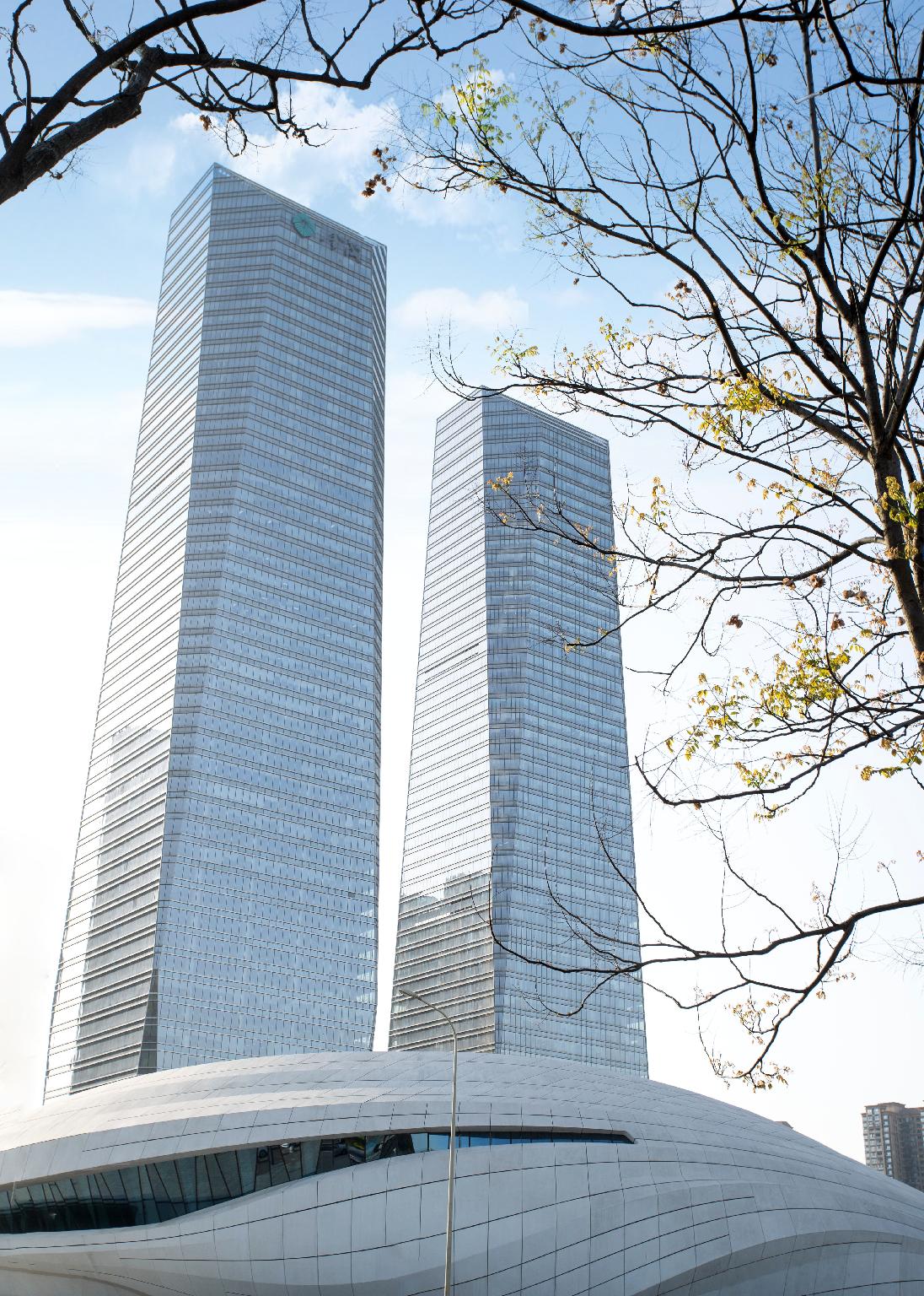 Khu vực xung quanh