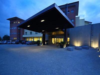 Ngoại cảnh khách sạn