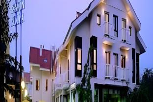 Ngoại cảnh khách sạn