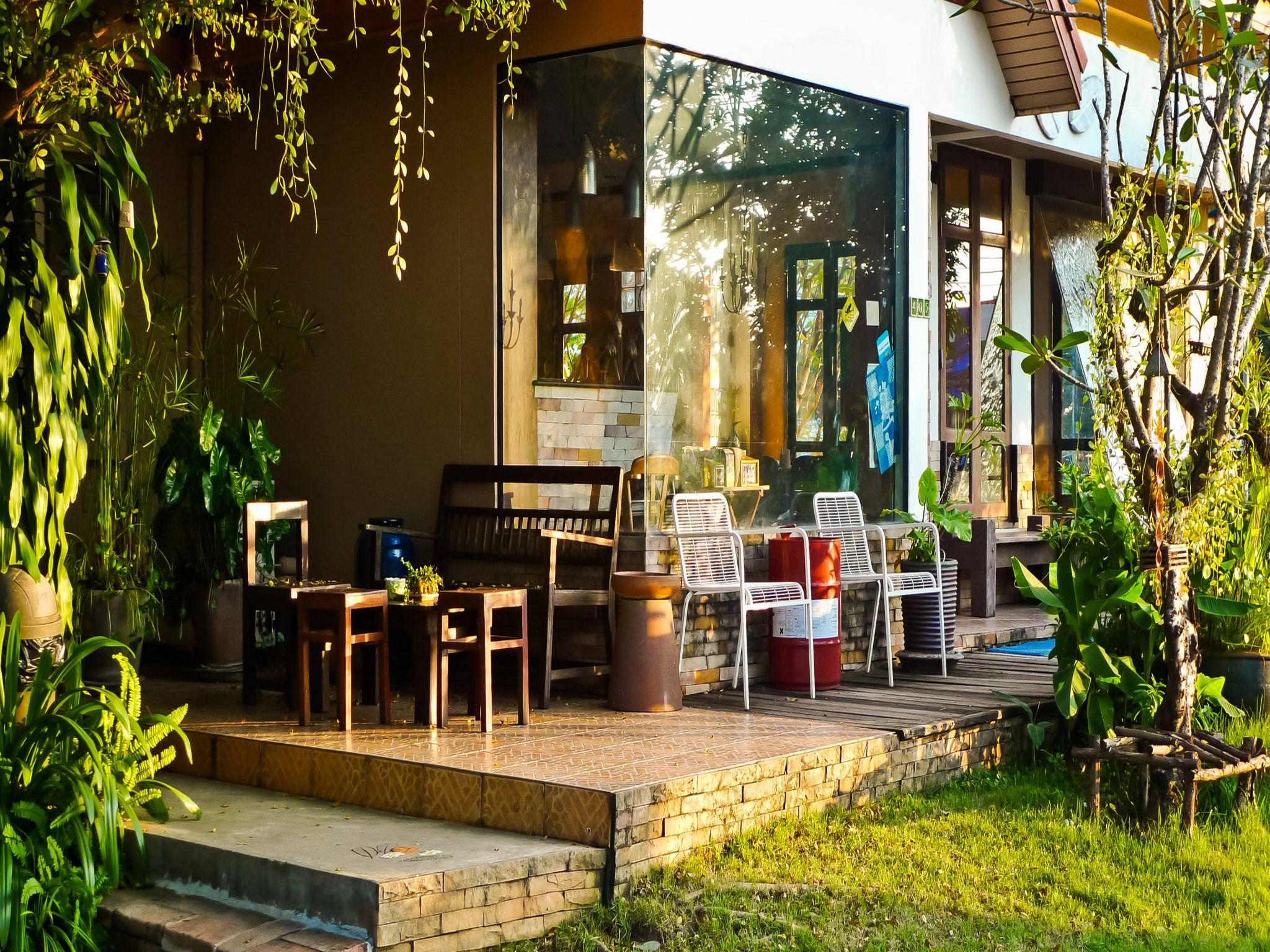 Ngoại cảnh khách sạn