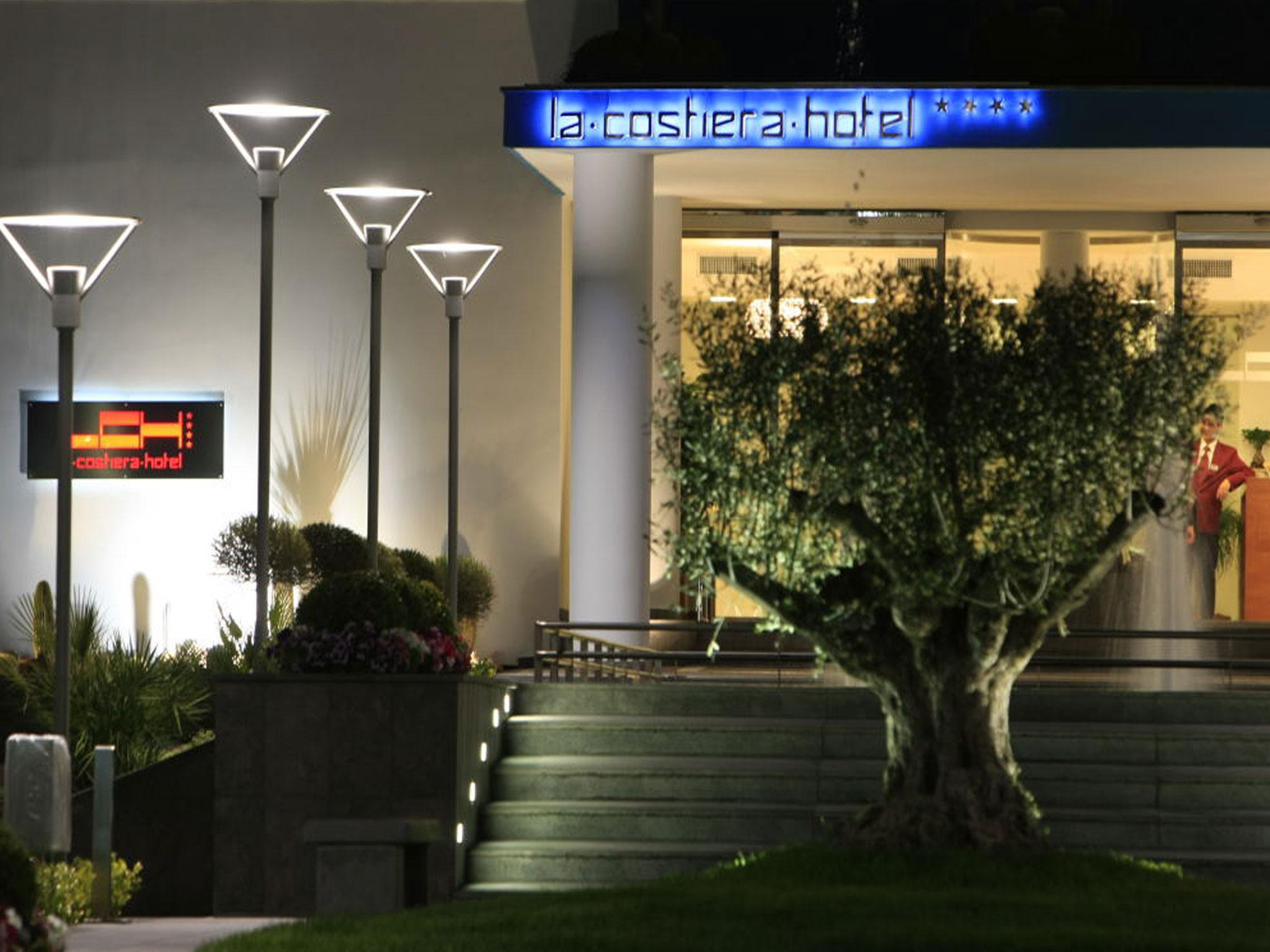 Ngoại cảnh khách sạn