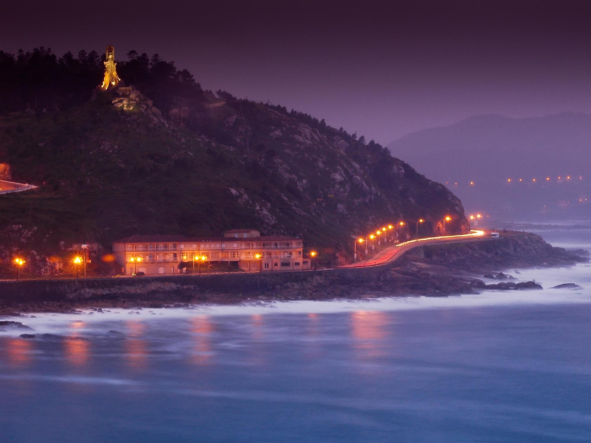 Khu vực xung quanh