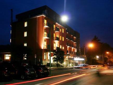 Ngoại cảnh khách sạn