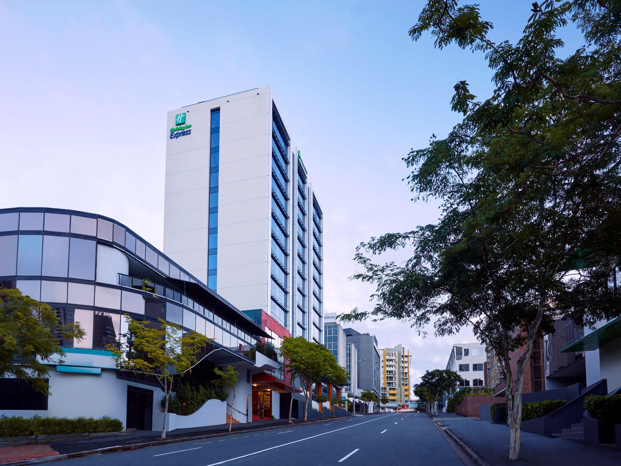 Ngoại cảnh khách sạn