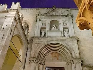 Ngoại cảnh khách sạn