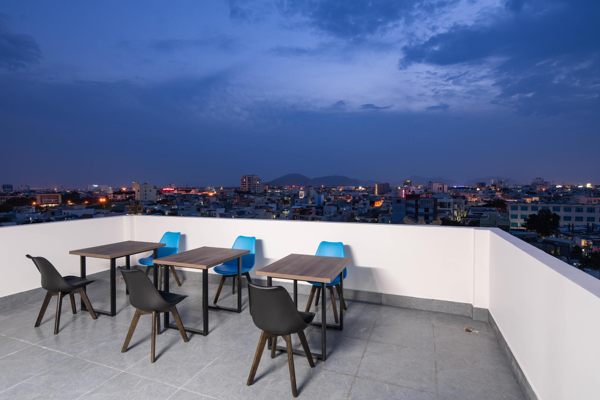 Ngoại cảnh khách sạn