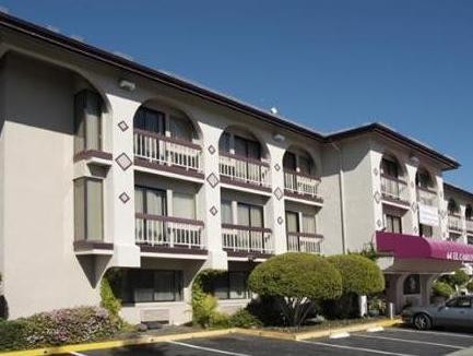 Ngoại cảnh khách sạn