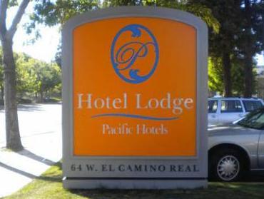 Ngoại cảnh khách sạn