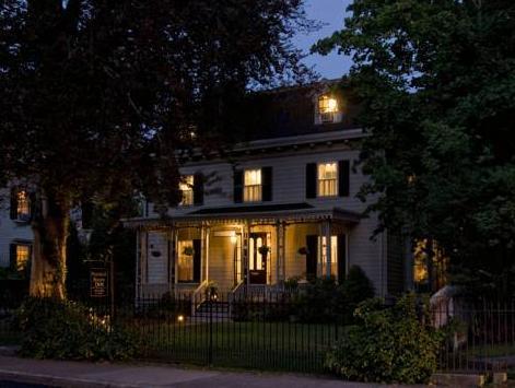 Ngoại cảnh khách sạn