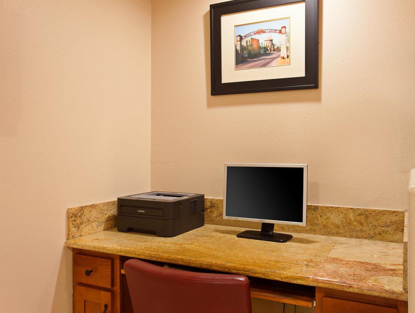 Trung tâm hội nghị