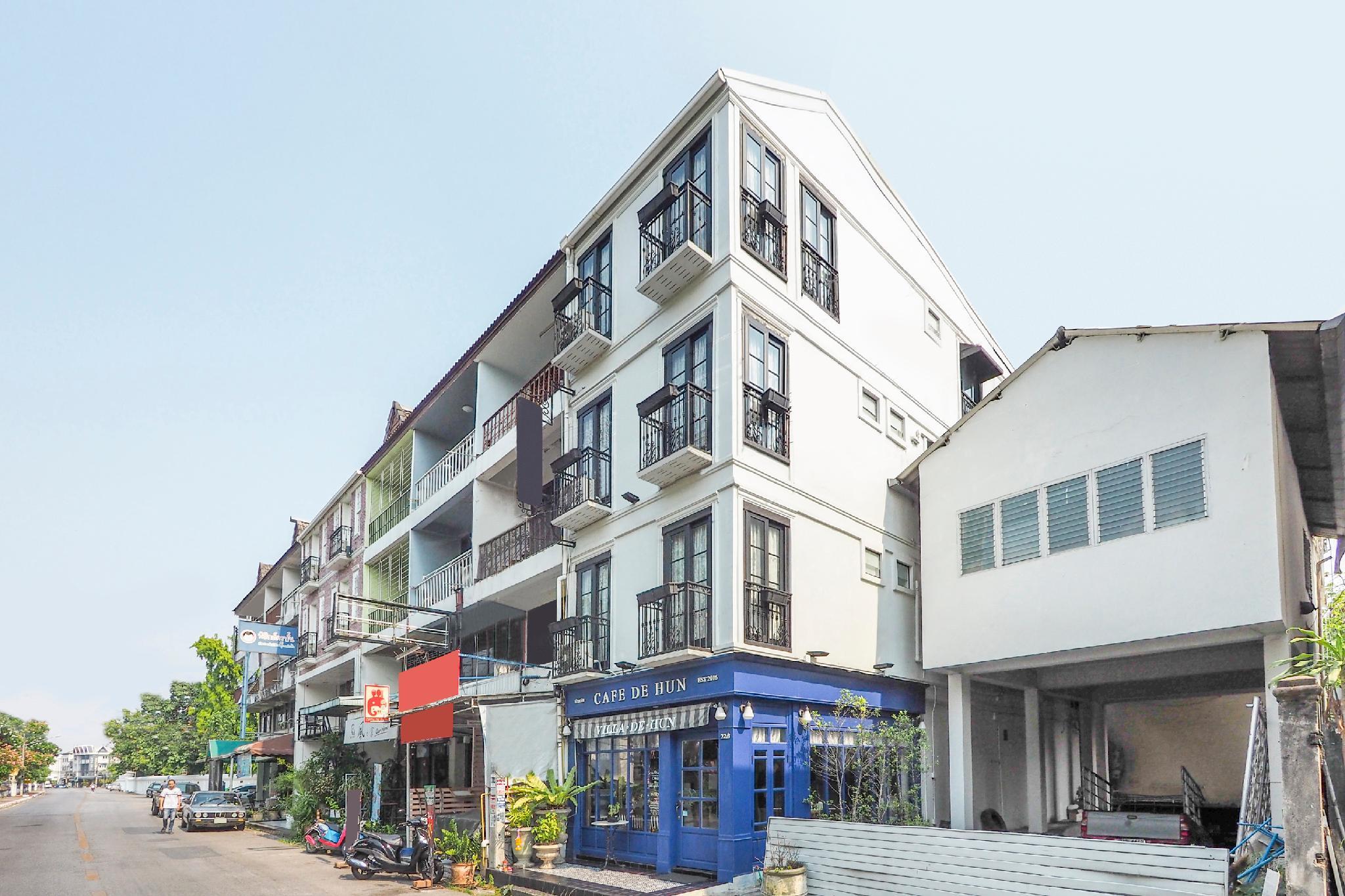 Ngoại cảnh khách sạn