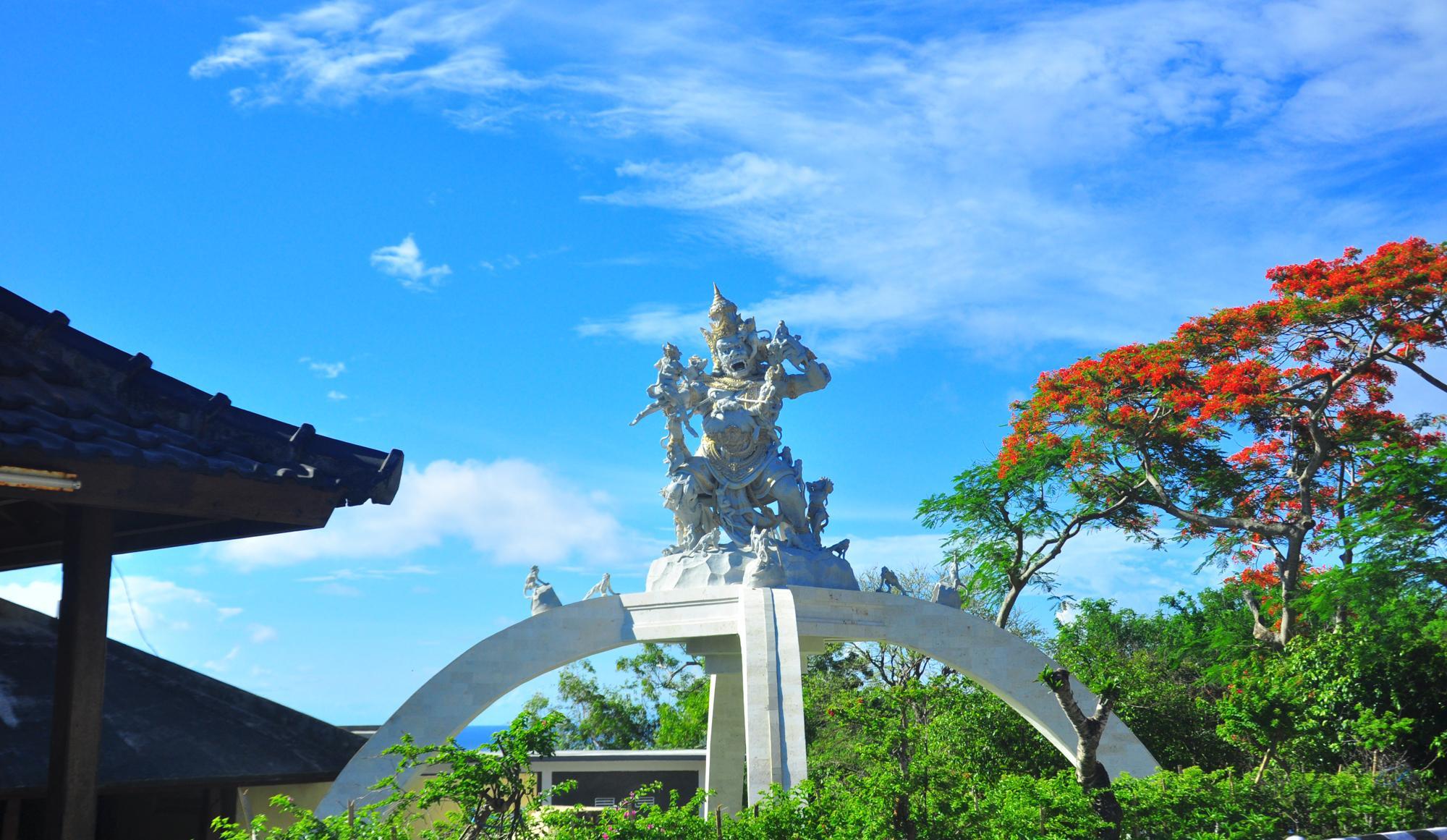 Nơi tham quan gần đây