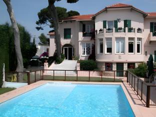 Ngoại cảnh khách sạn