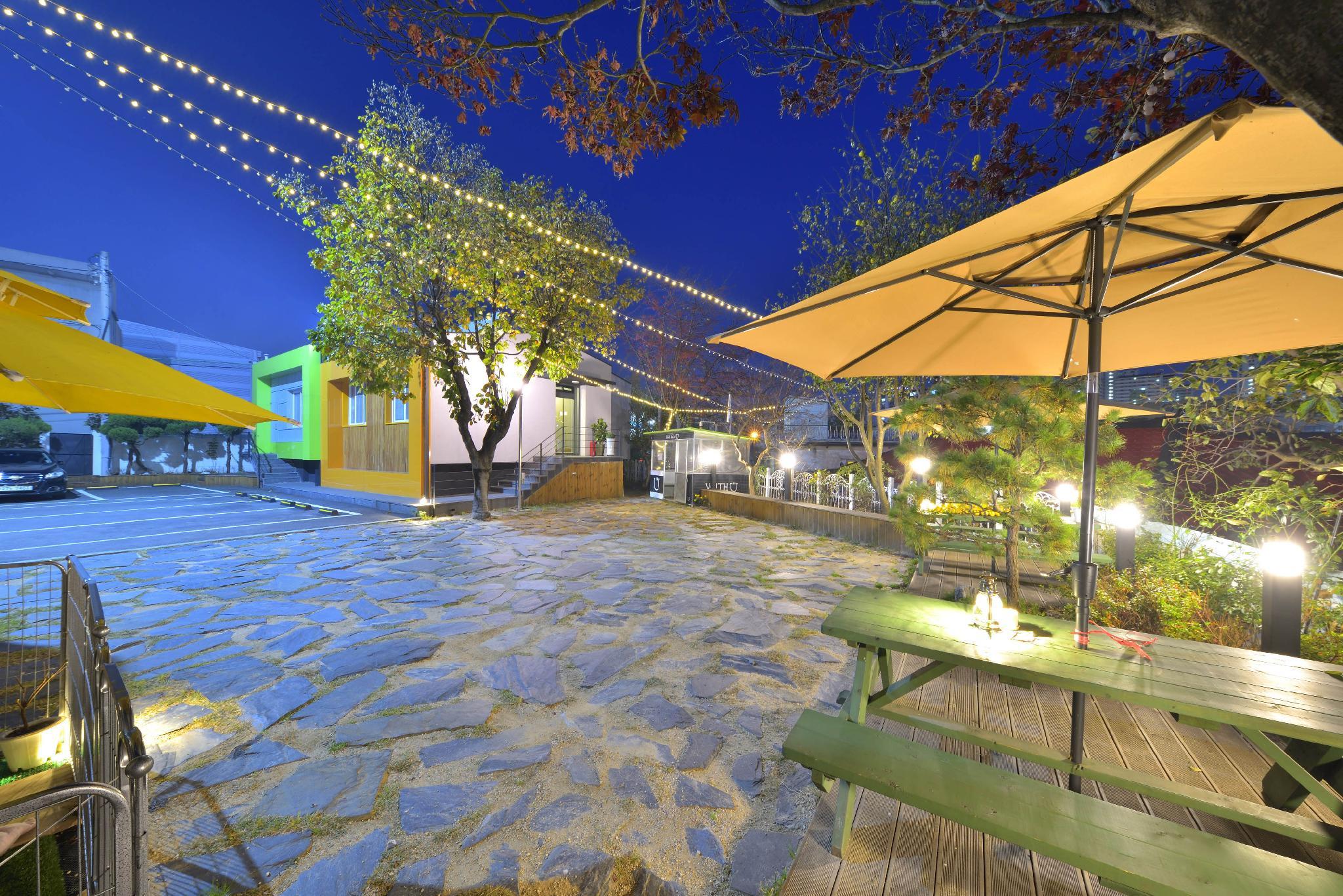 Ngoại cảnh khách sạn