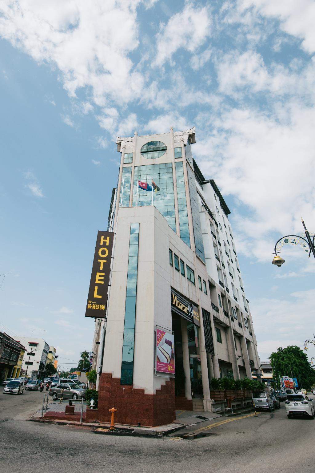 Ngoại cảnh khách sạn