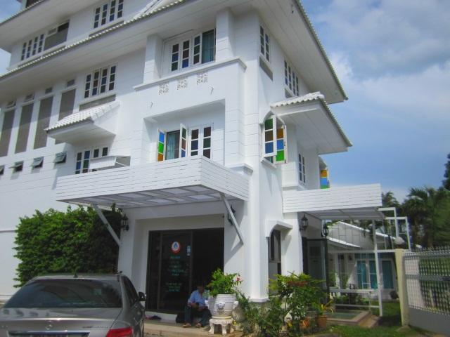 Ngoại cảnh khách sạn