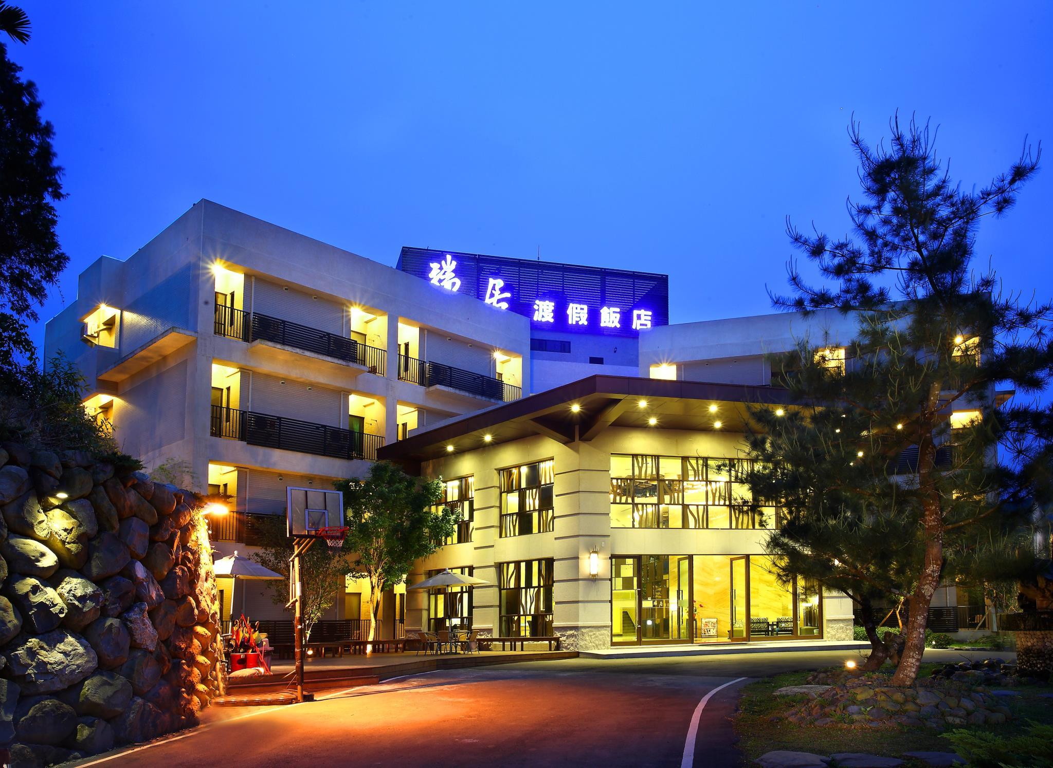 Ngoại cảnh khách sạn