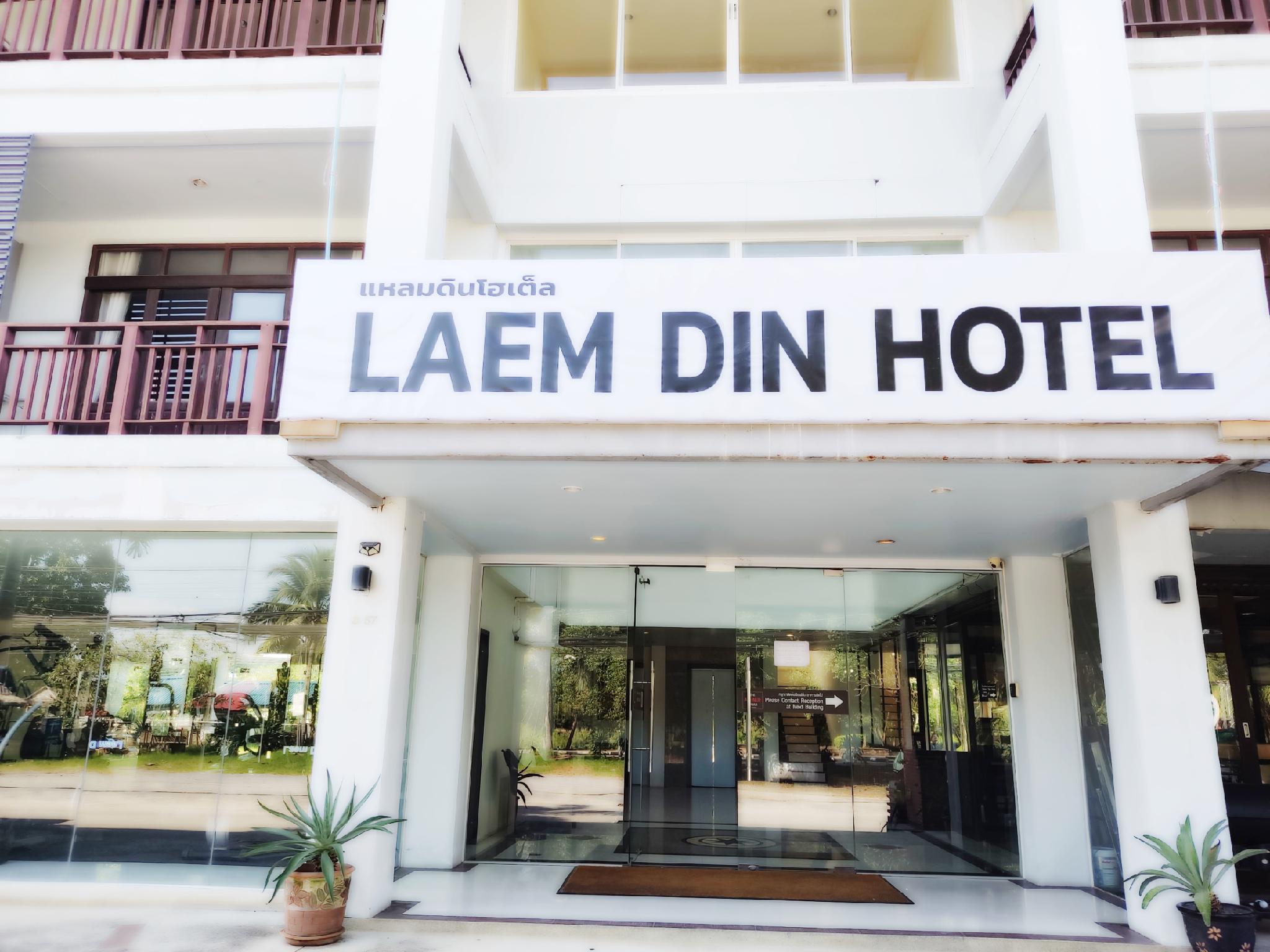 Ngoại cảnh khách sạn