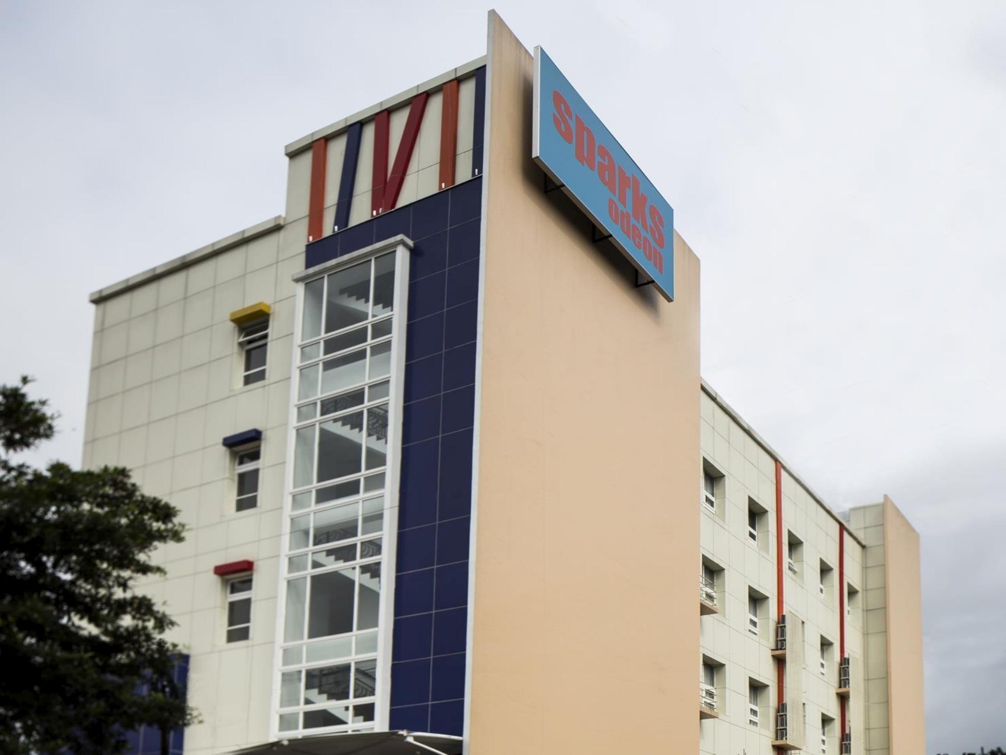 Ngoại cảnh khách sạn