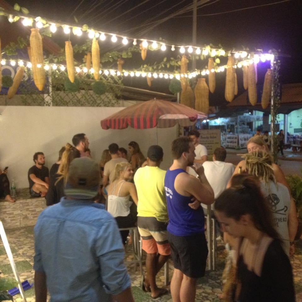 Trung tâm hội nghị