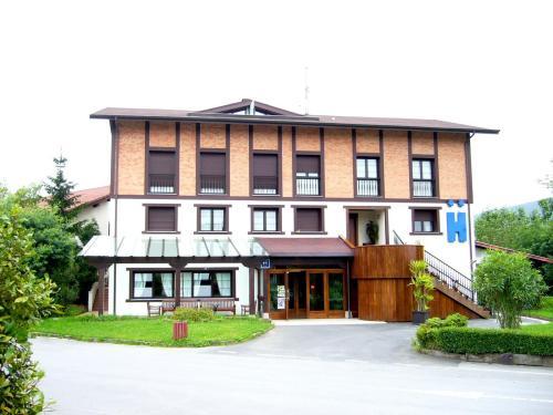 Ngoại cảnh khách sạn