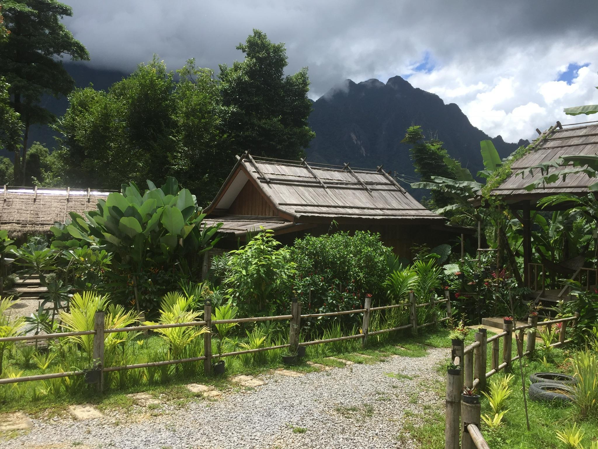 Ngoại cảnh khách sạn