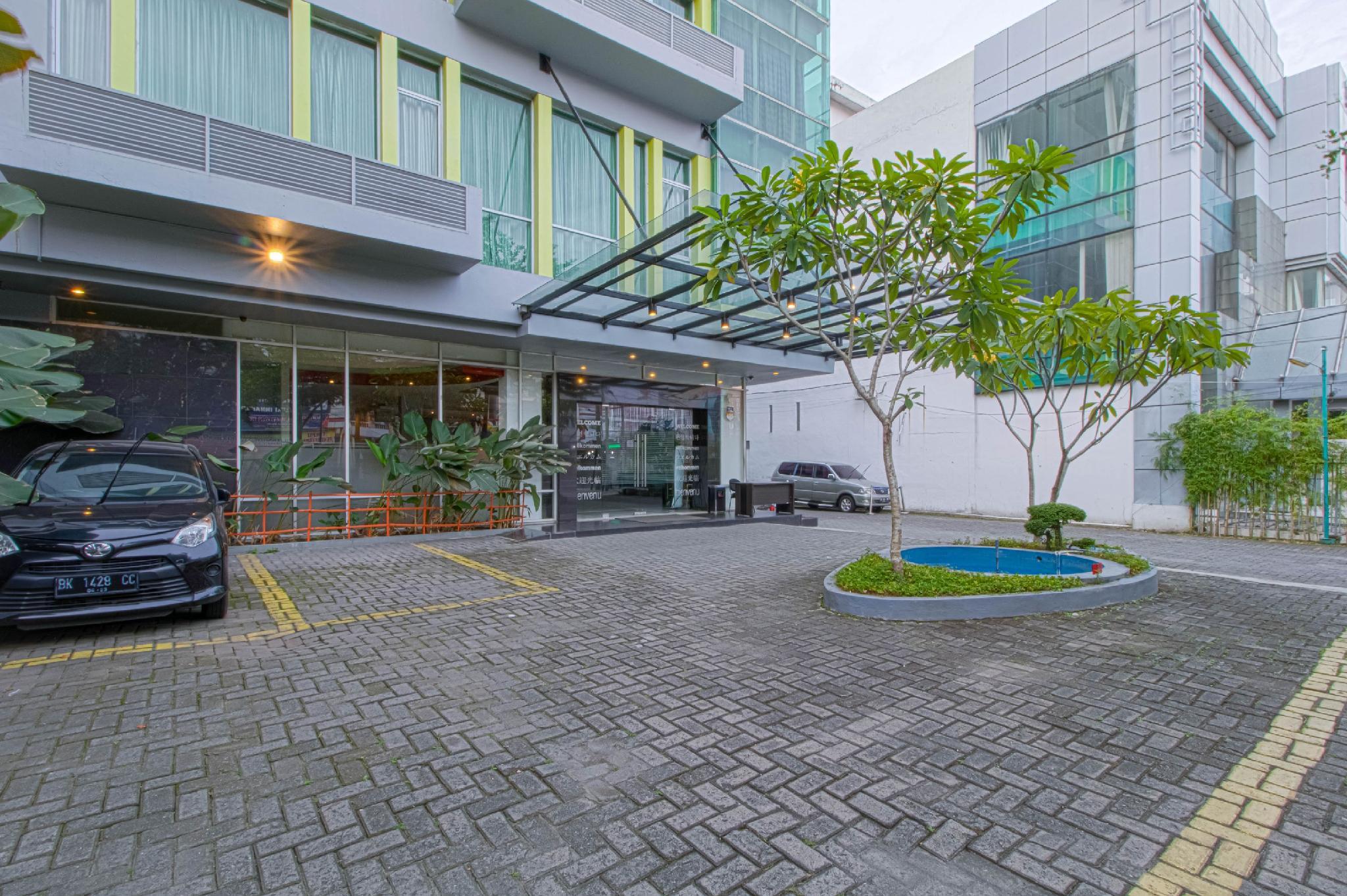 Ngoại cảnh khách sạn