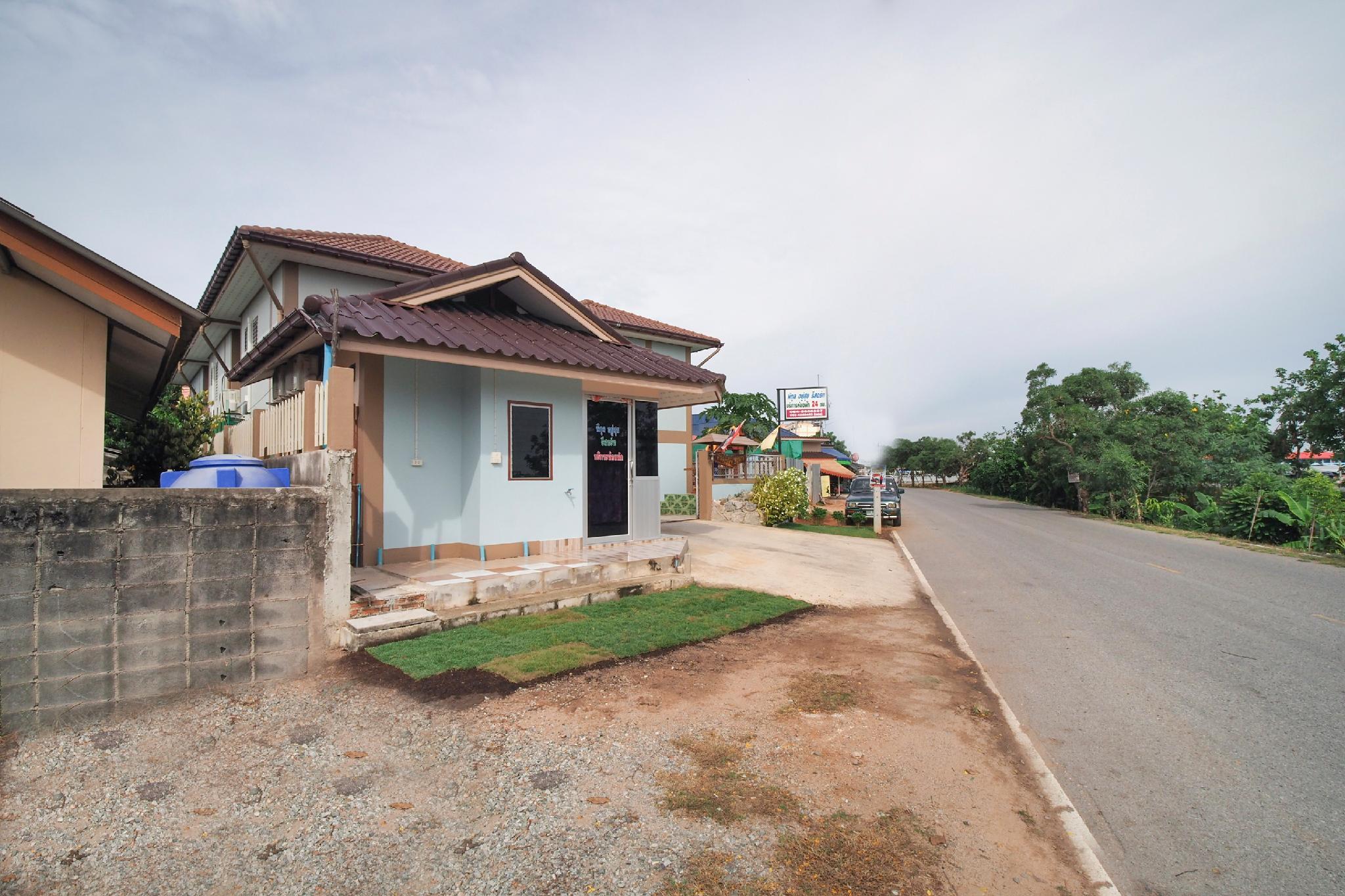 Ngoại cảnh khách sạn