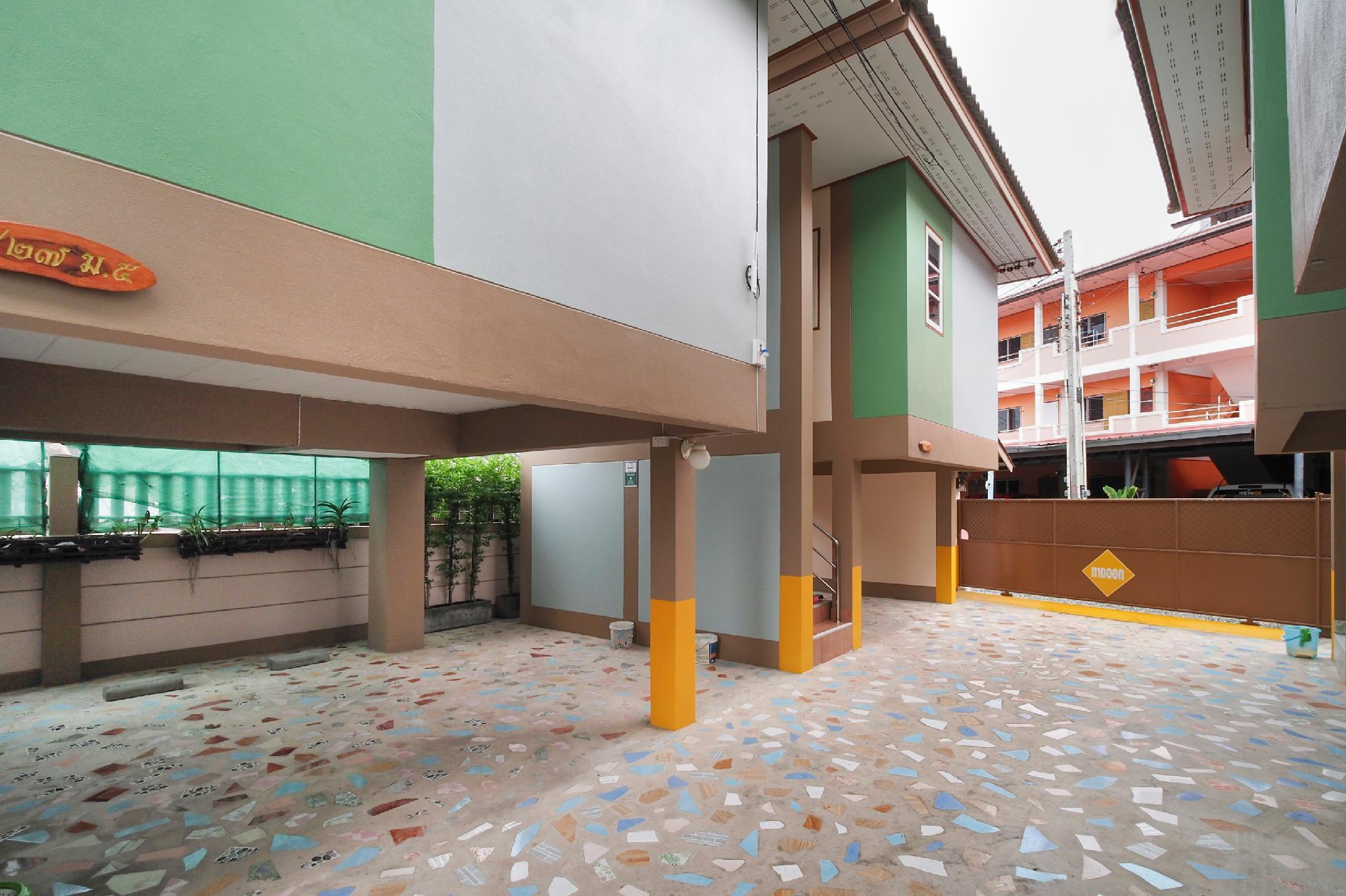 Ngoại cảnh khách sạn