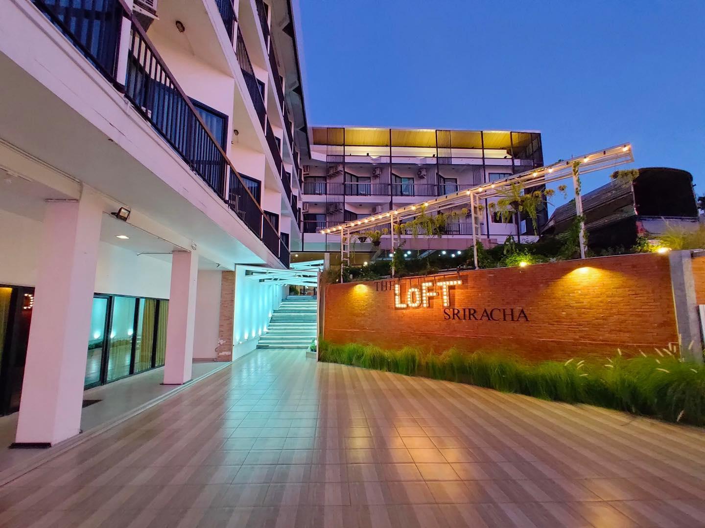 Ngoại cảnh khách sạn