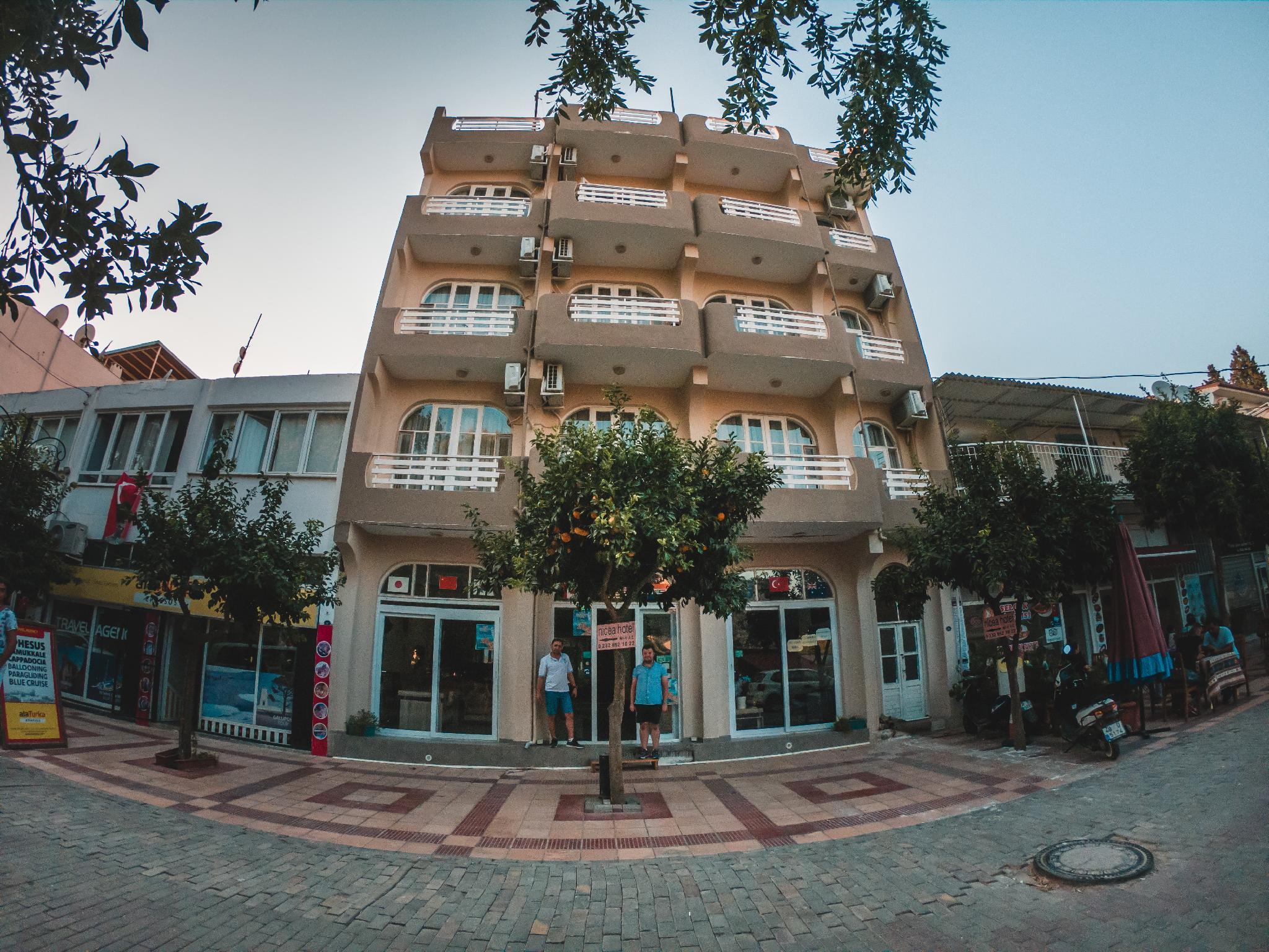 Ngoại cảnh khách sạn