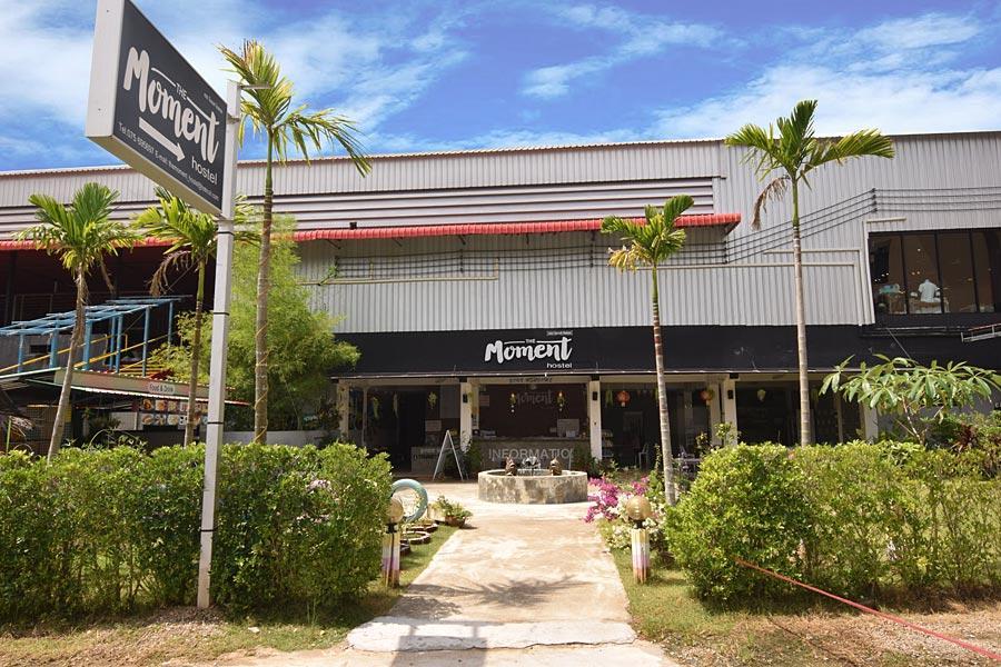 Ngoại cảnh khách sạn