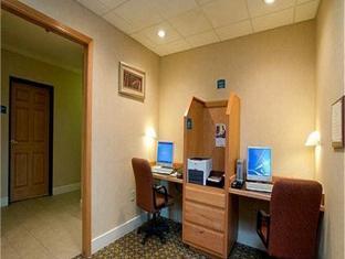 Trung tâm hội nghị