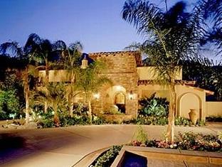 Ngoại cảnh khách sạn