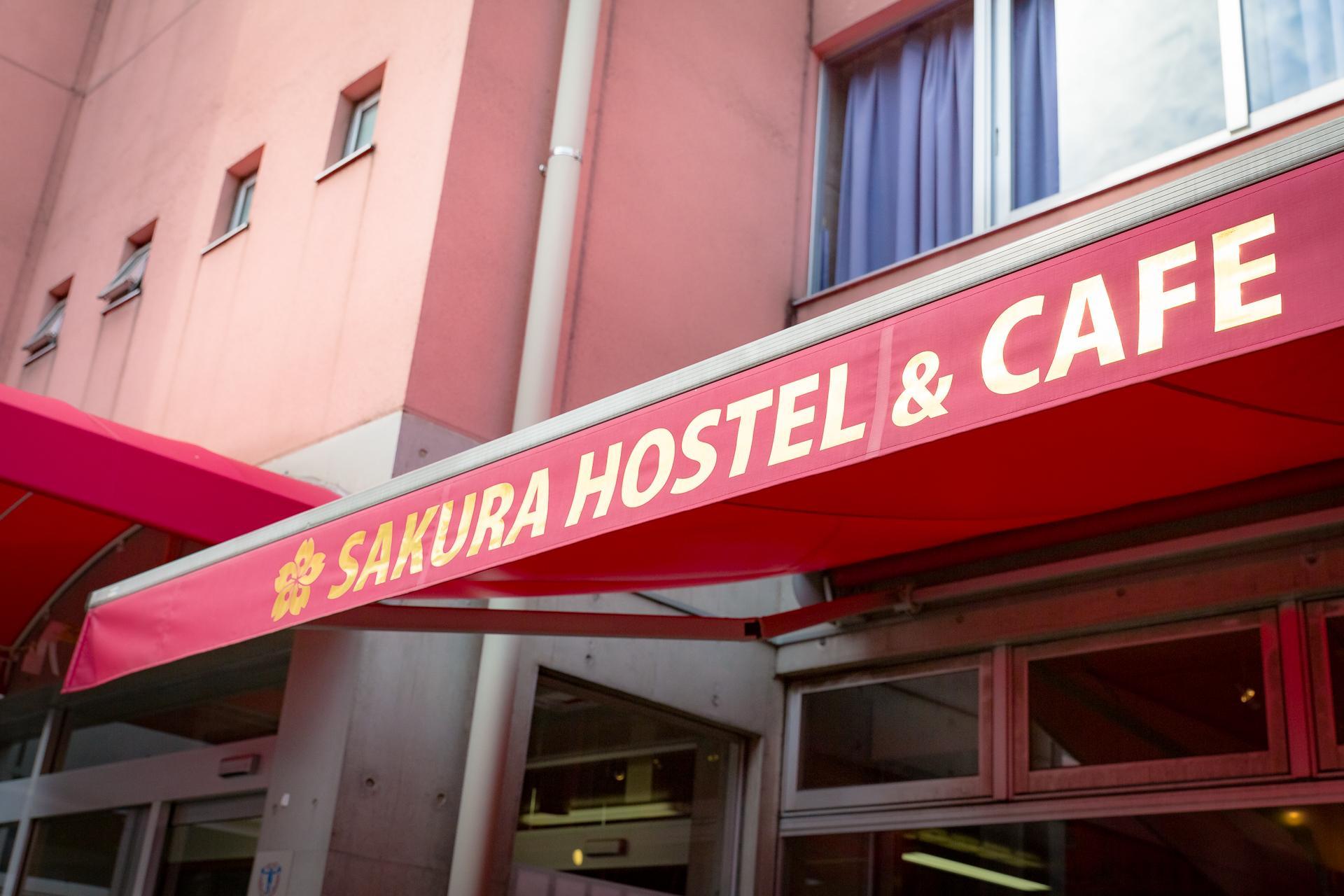 Ngoại cảnh khách sạn