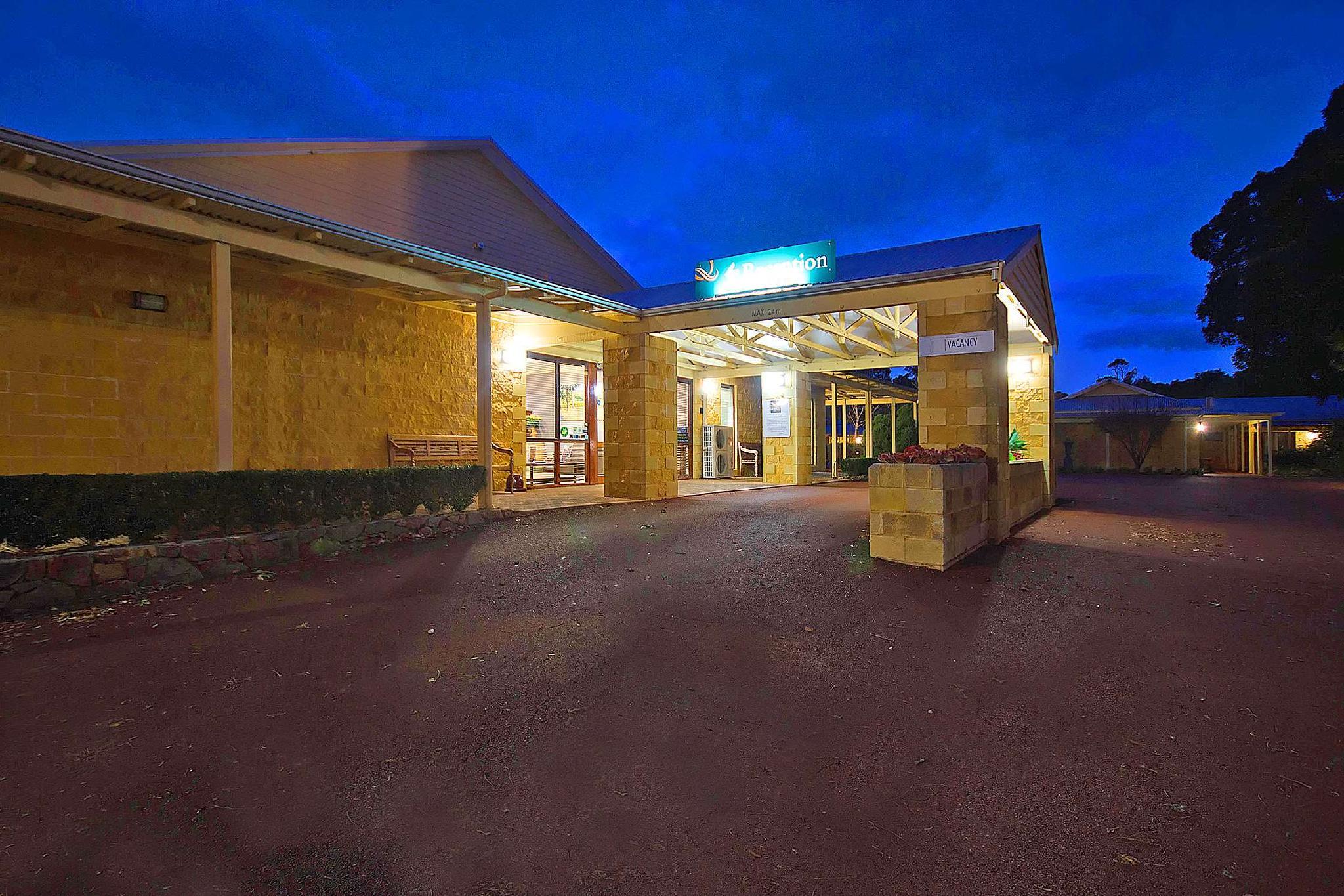 Ngoại cảnh khách sạn