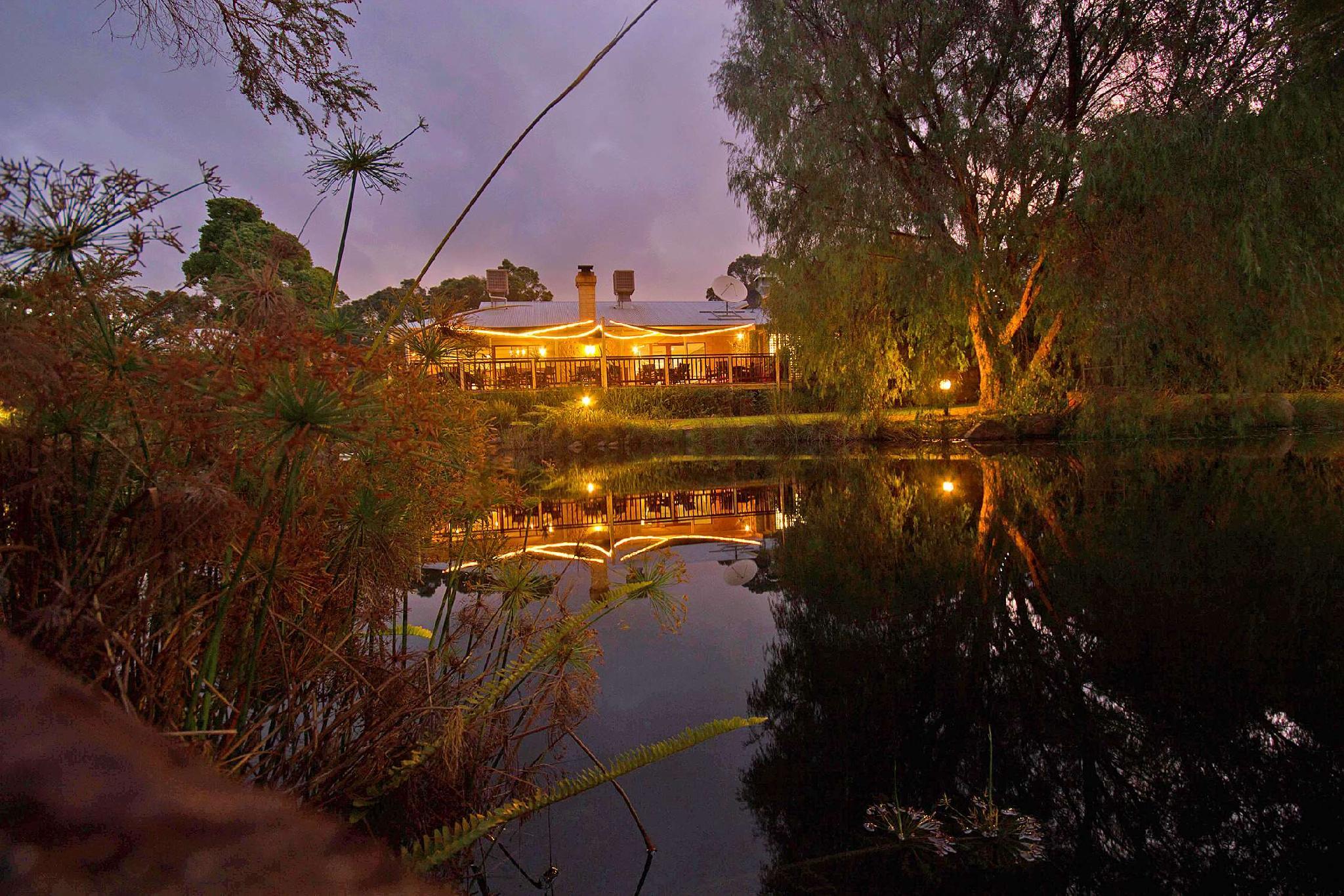 Ngoại cảnh khách sạn