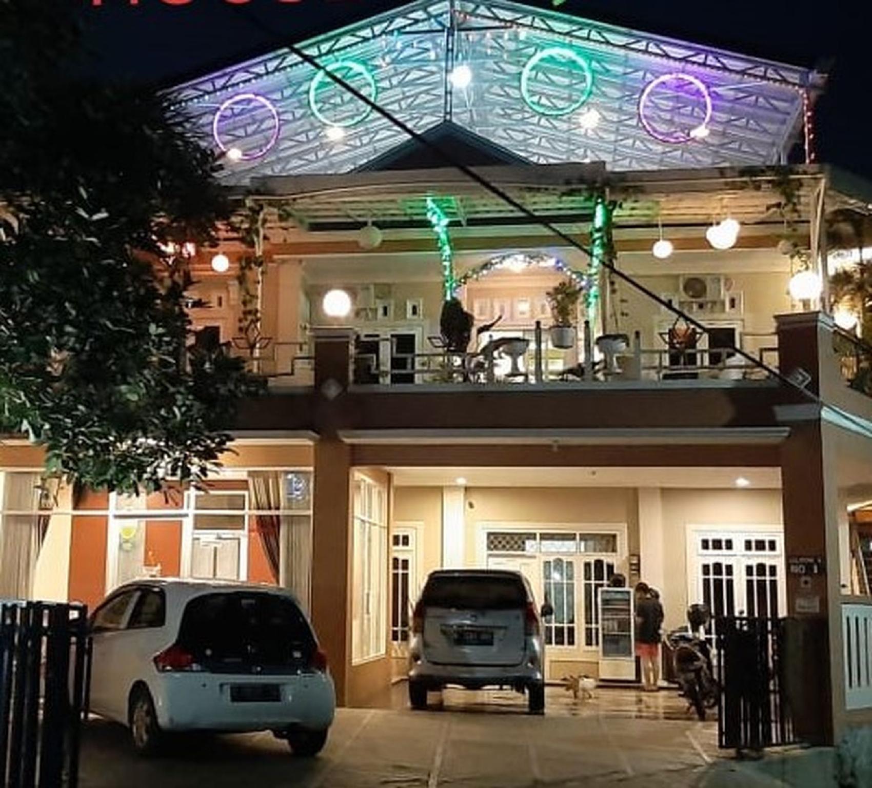 Ngoại cảnh khách sạn