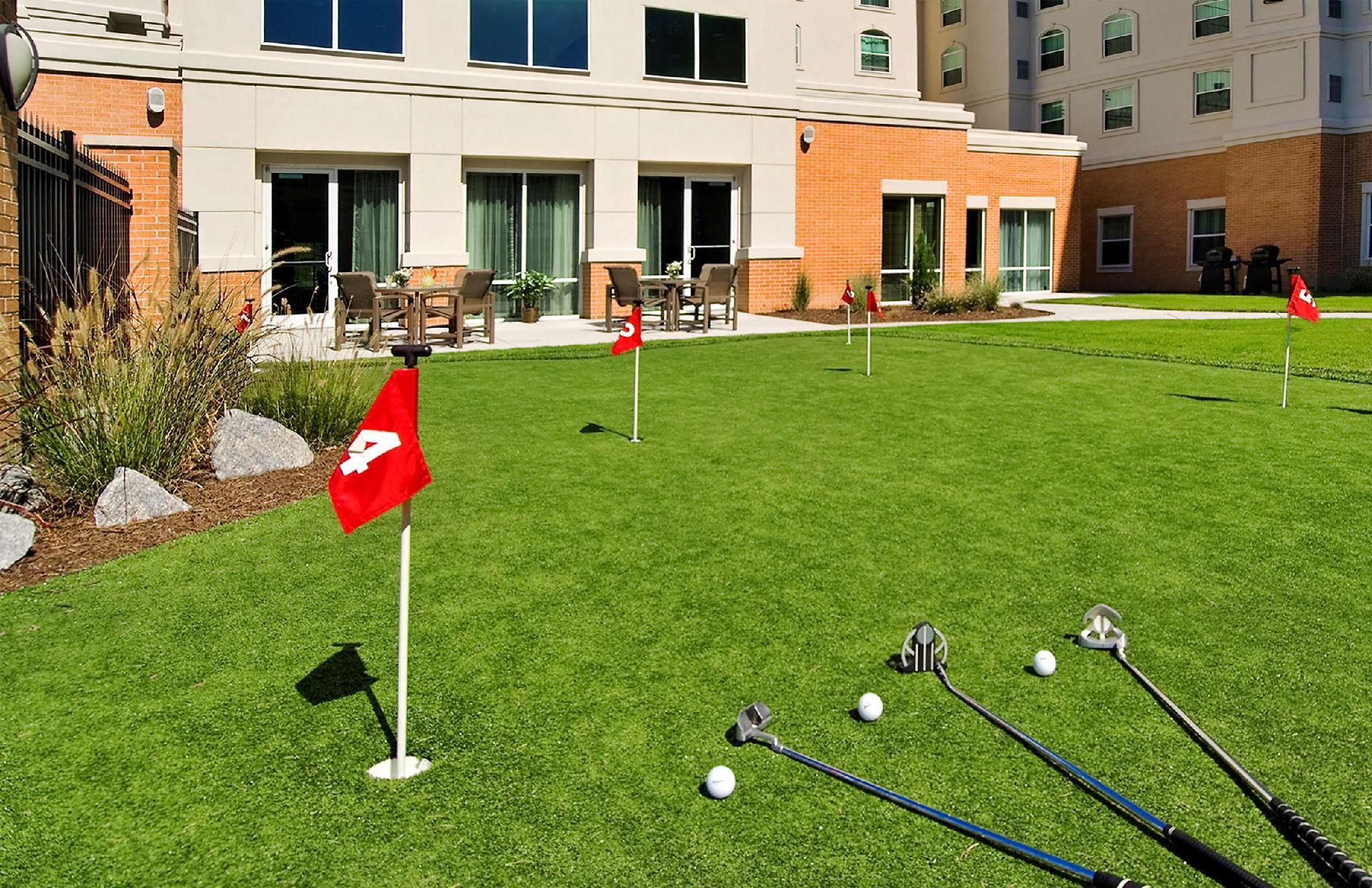 Thể thao và hoạt động