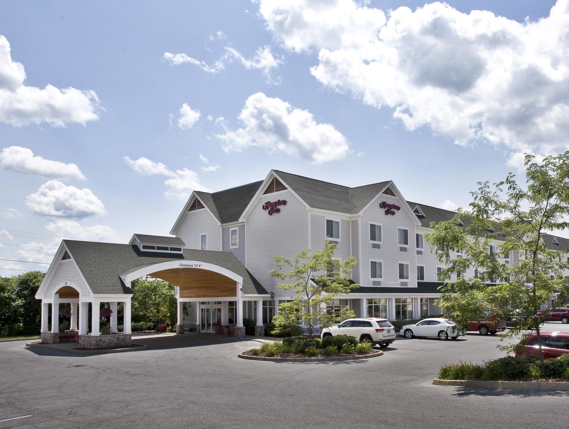 Ngoại cảnh khách sạn