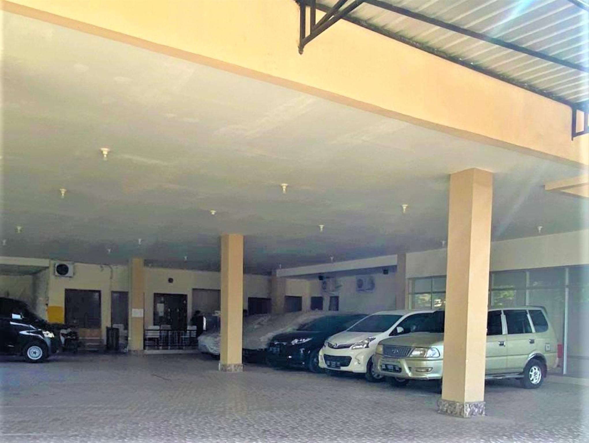 Ngoại cảnh khách sạn