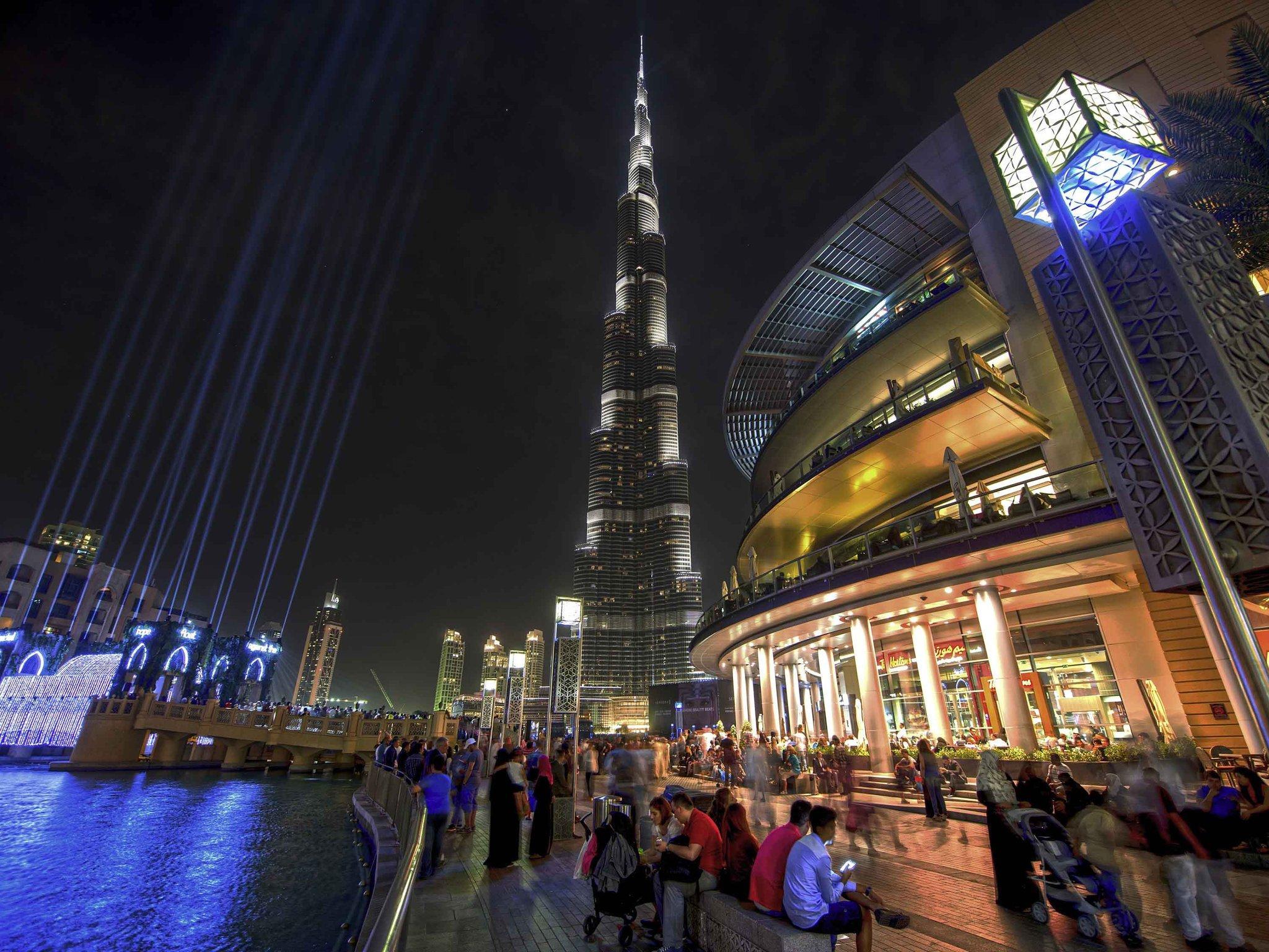 Nơi tham quan gần đây