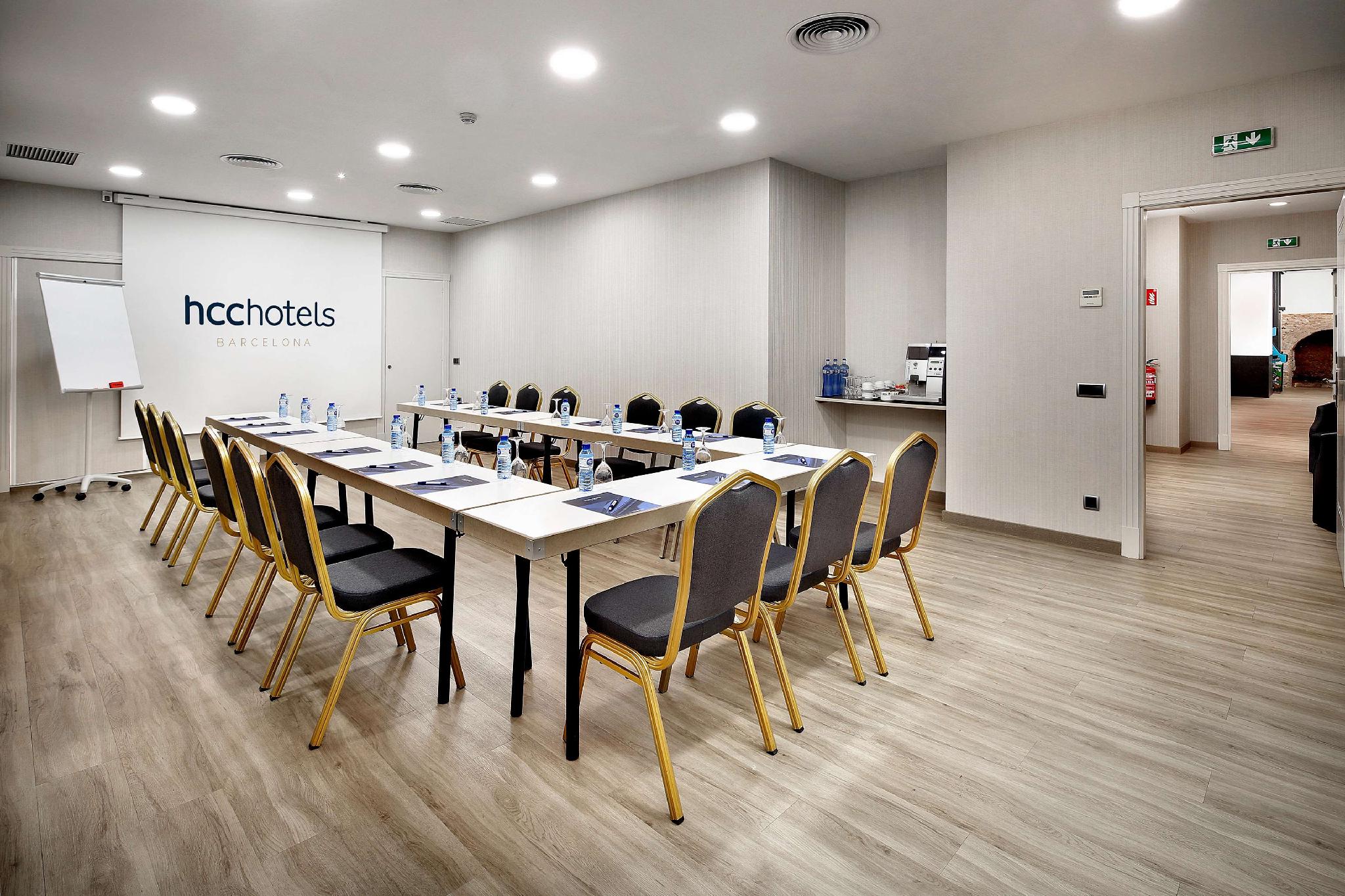 Trung tâm hội nghị