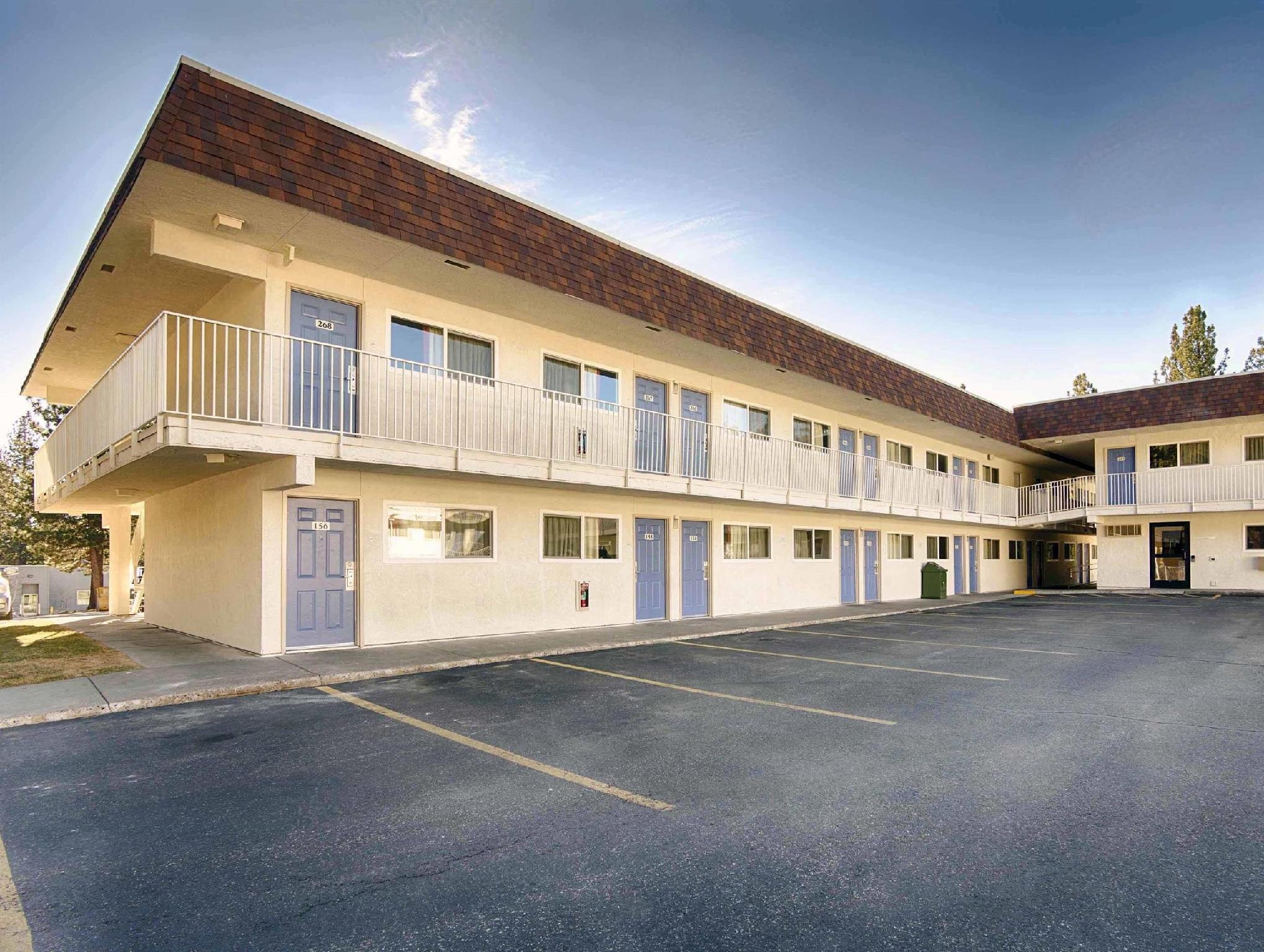 Ngoại cảnh khách sạn