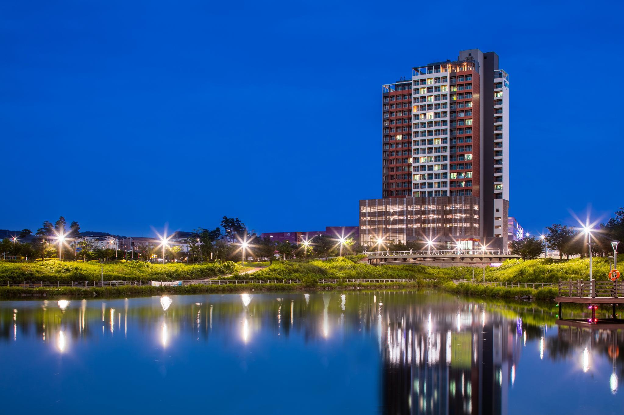 Ngoại cảnh khách sạn