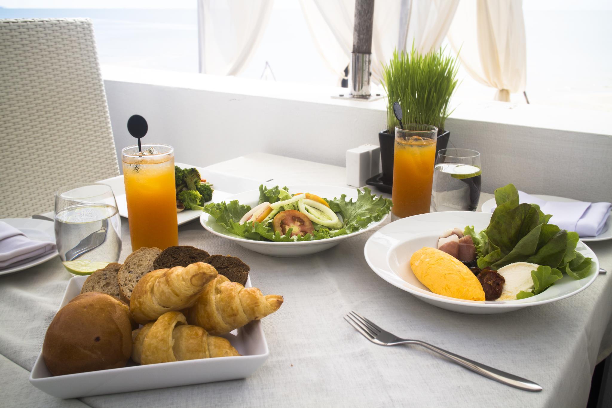 Đồ ăn và thức uống