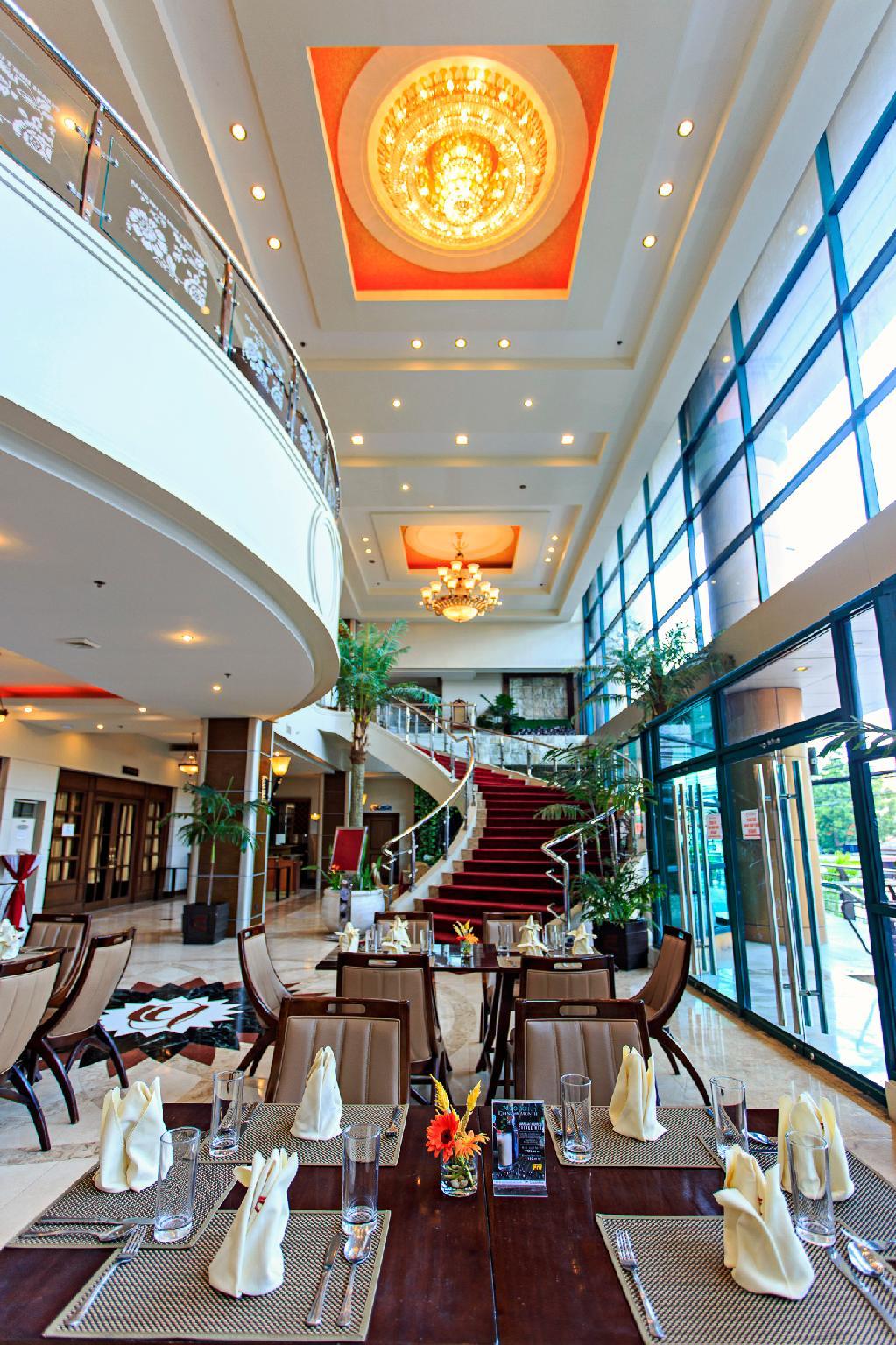 Ngoại cảnh khách sạn