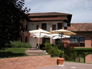 Ngoại cảnh khách sạn